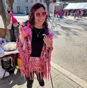 Meet your Posher, Vikki